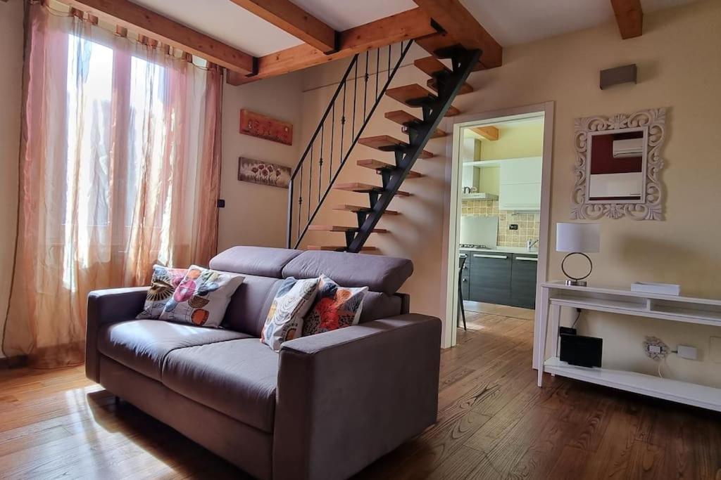 Appartamento La Casina Di Chiara 利沃诺 外观 照片