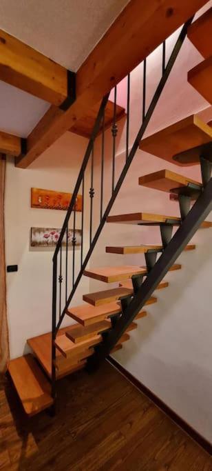 Appartamento La Casina Di Chiara 利沃诺 外观 照片