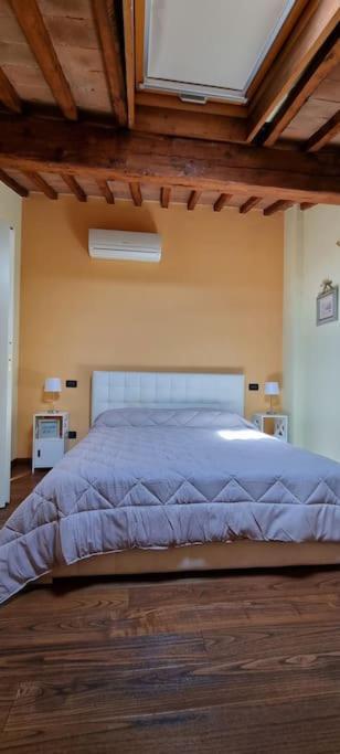 Appartamento La Casina Di Chiara 利沃诺 外观 照片